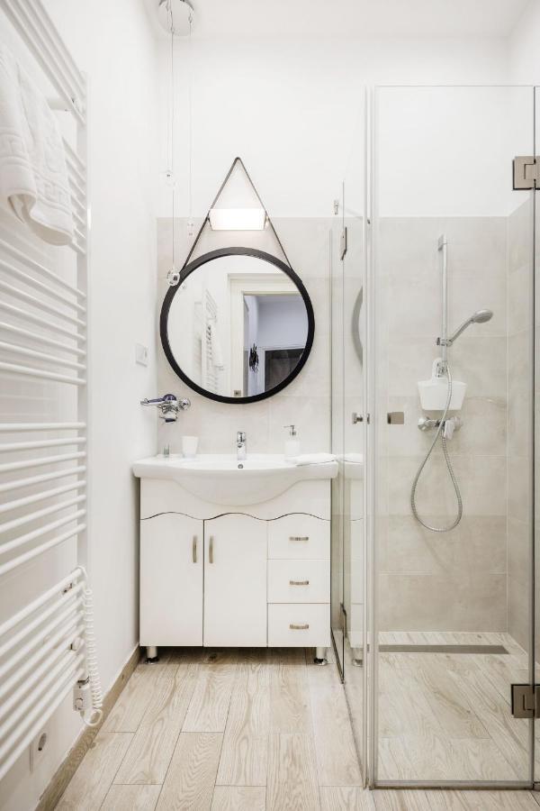 De Luxe Studio With Balcony In The Absolute Center Budapest Kültér fotó