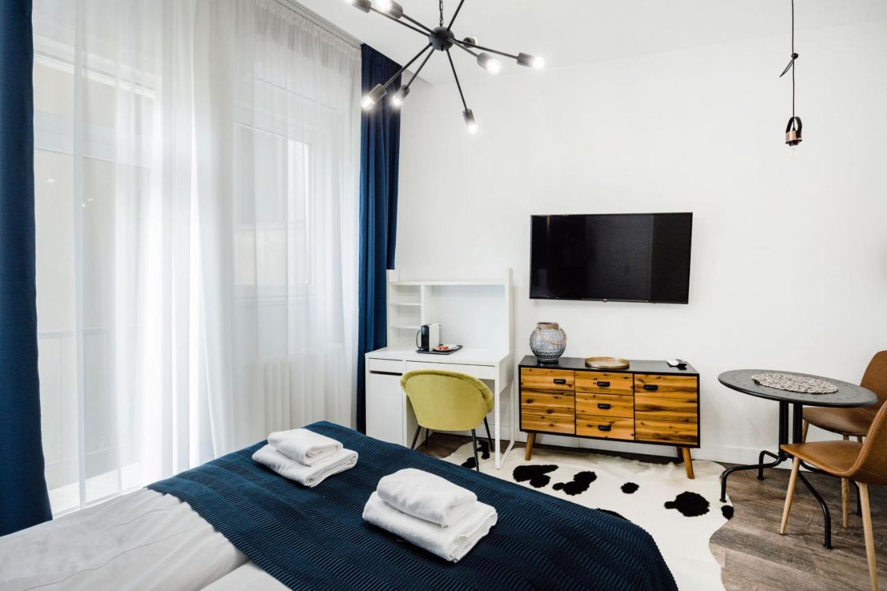 De Luxe Studio With Balcony In The Absolute Center Budapest Kültér fotó