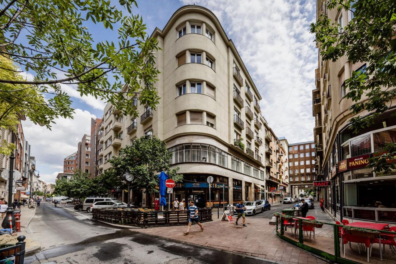 De Luxe Studio With Balcony In The Absolute Center Budapest Kültér fotó